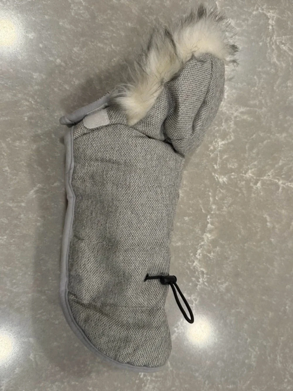 N/A cozy gray